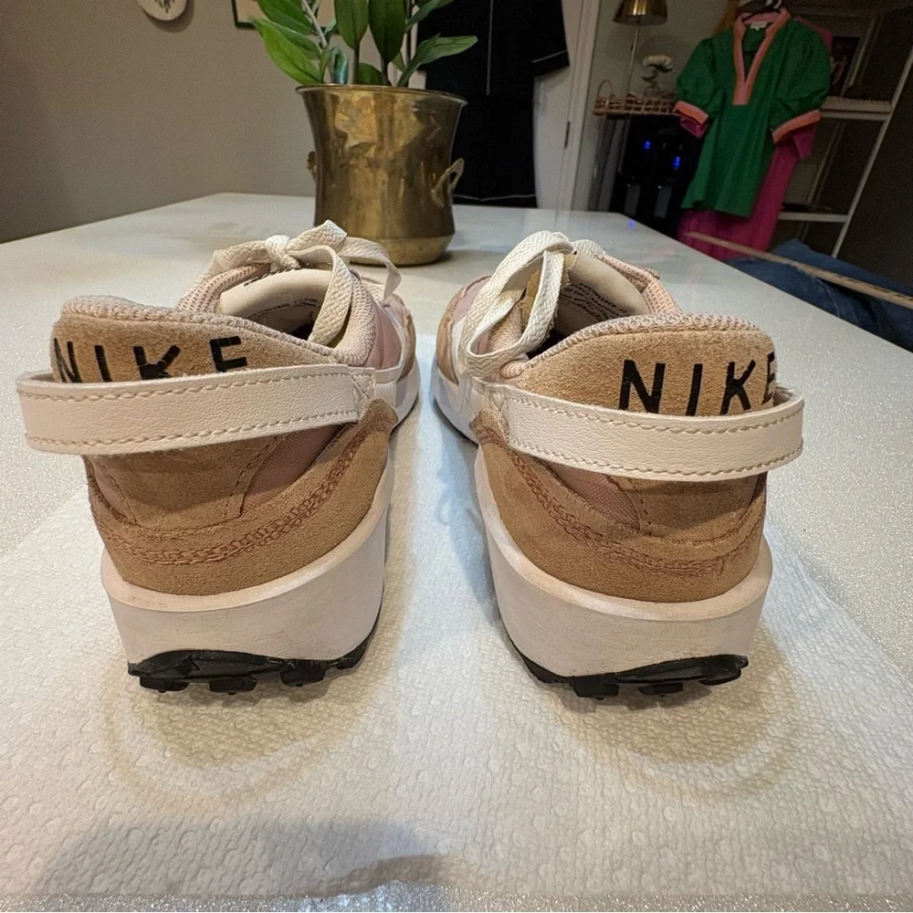 Nike ‘Waffle Debut’ Athletic Sneakers Pink White Swoosh